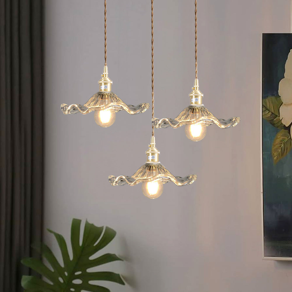 Floria | Elegant hibiscusblomst formet rillede glaspendellampe