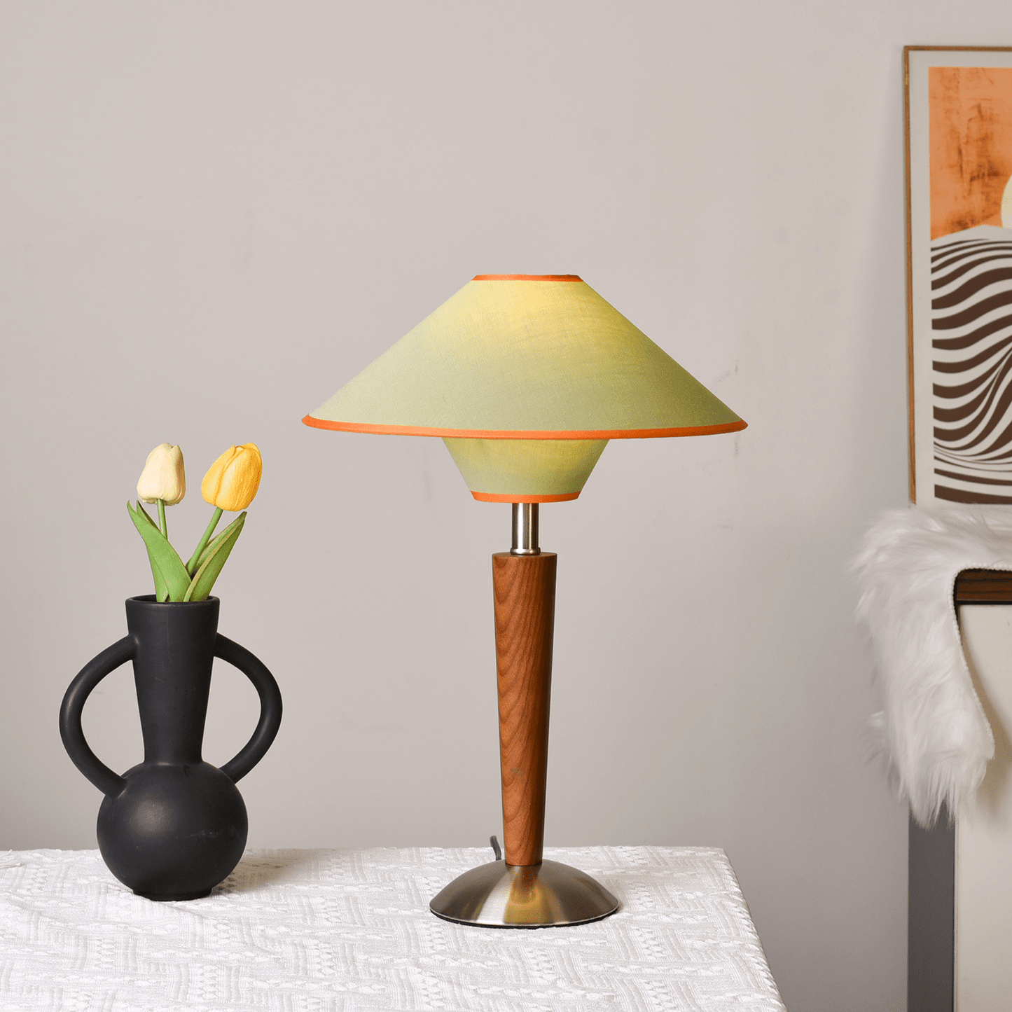 Zymorica | Mid-century modern valnød søjle accent bordlampe