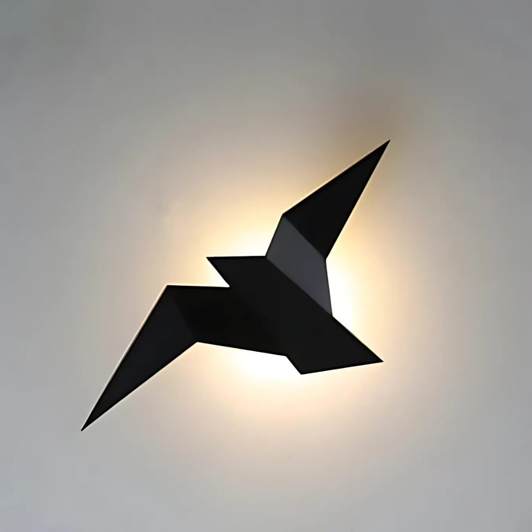 Skulpturel origami-inspireret metal moderne væglampe
