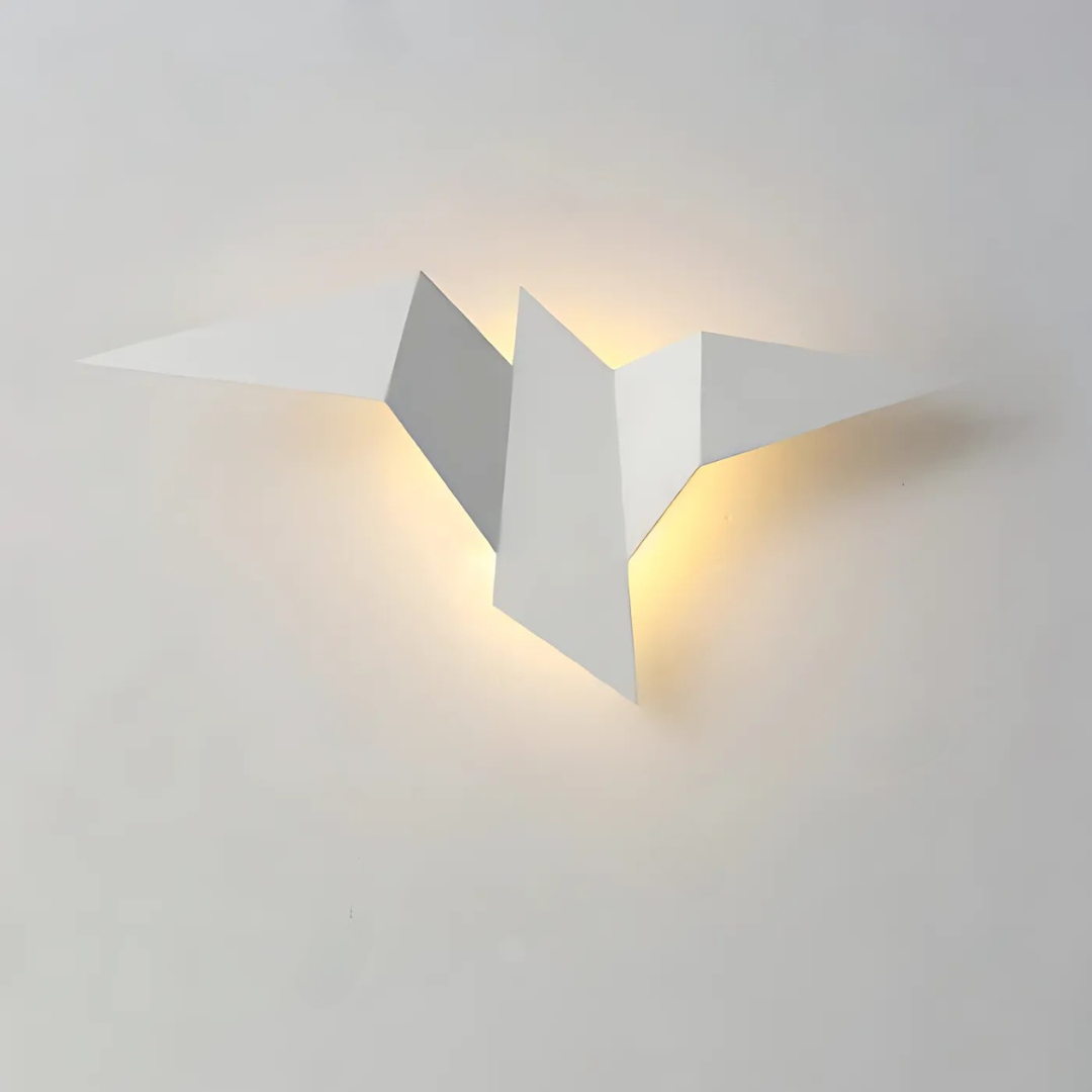 Skulpturel origami-inspireret metal moderne væglampe