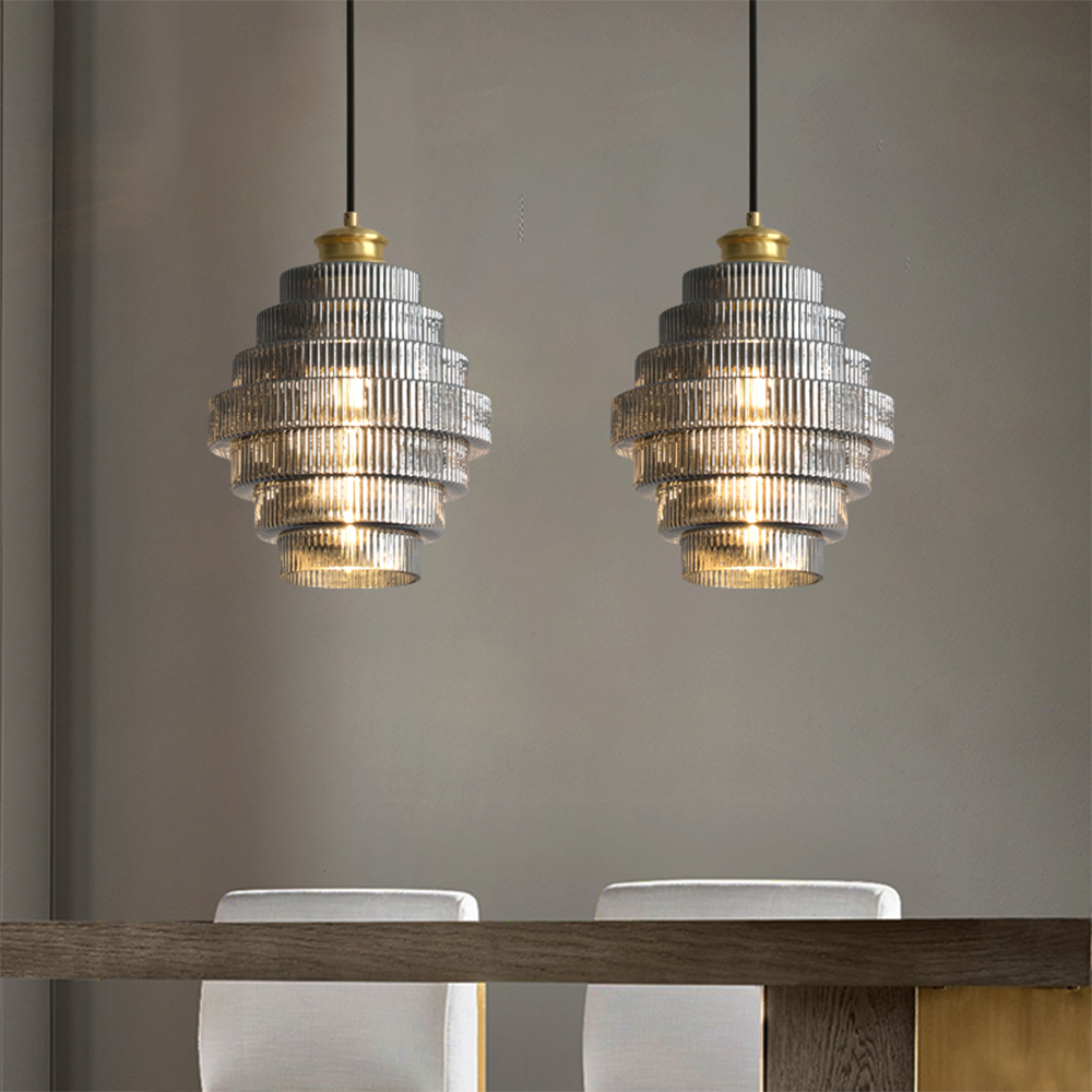 Auris | Antik lagdelt ribbet glaspendellampe