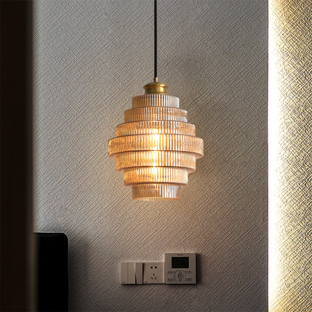 Auris | Antik lagdelt ribbet glaspendellampe