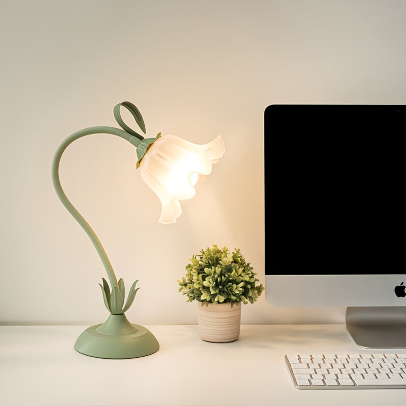 Skulpturel blomsterblomst skærm støbejern bordlampe