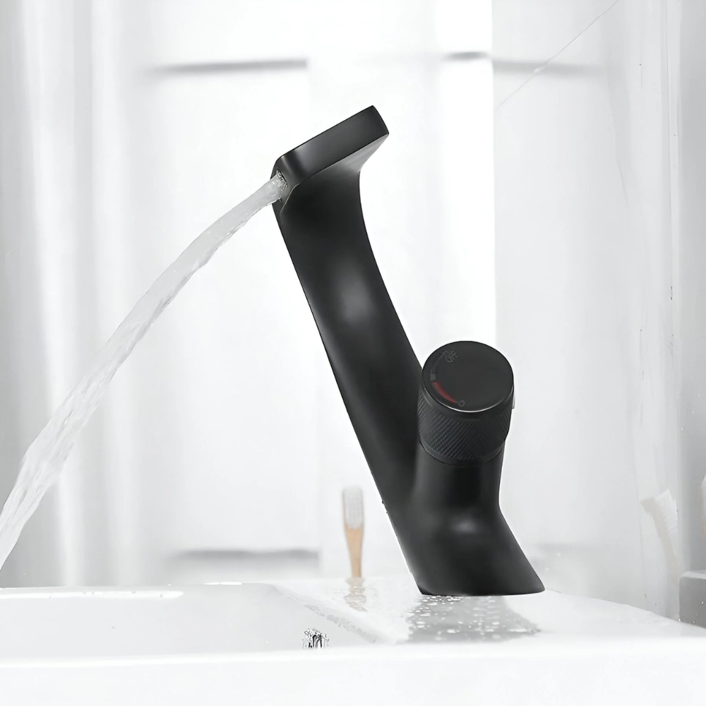Cascata | Moderne vandfaldsarmatur til badeværelsesvask med enkeltgreb