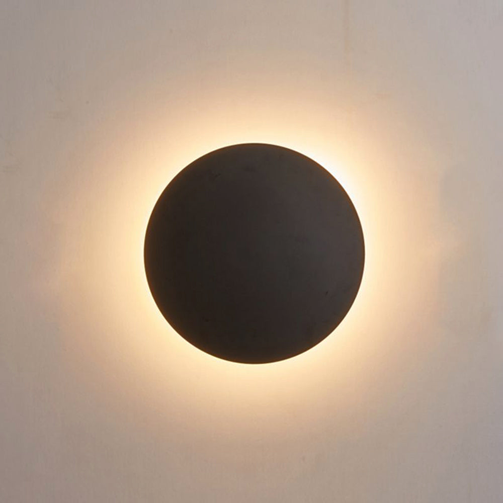 Valnor | Minimalistisk cirkulær silhuet metal halo væglampe