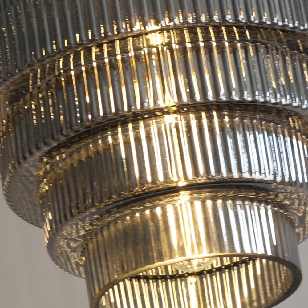 Auris | Antik lagdelt ribbet glaspendellampe