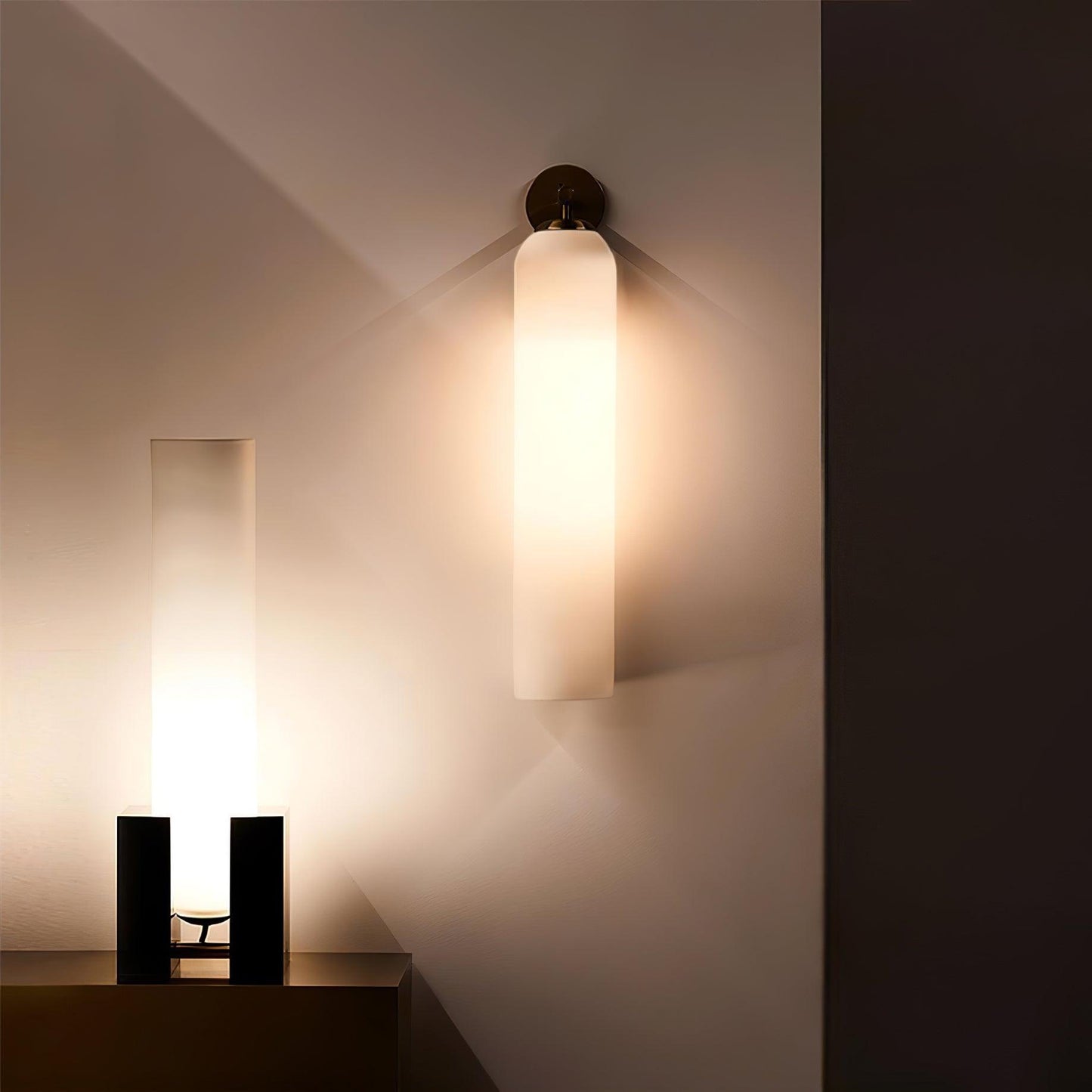 Luvia | Elegant cylindrisk art deco glas væglampe