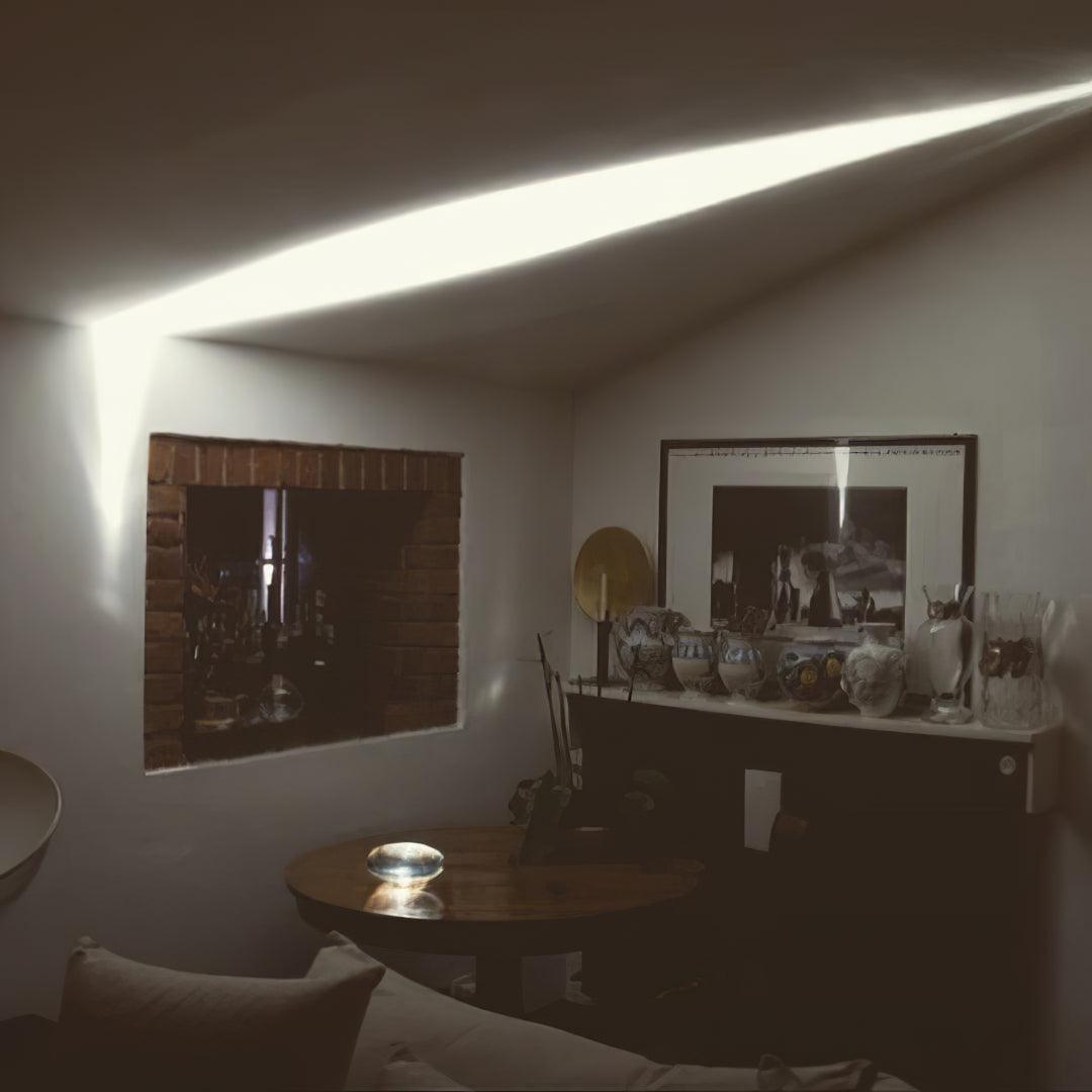 Vaelenoe | Skulpturel Oval Krystal Sten Bordlampe