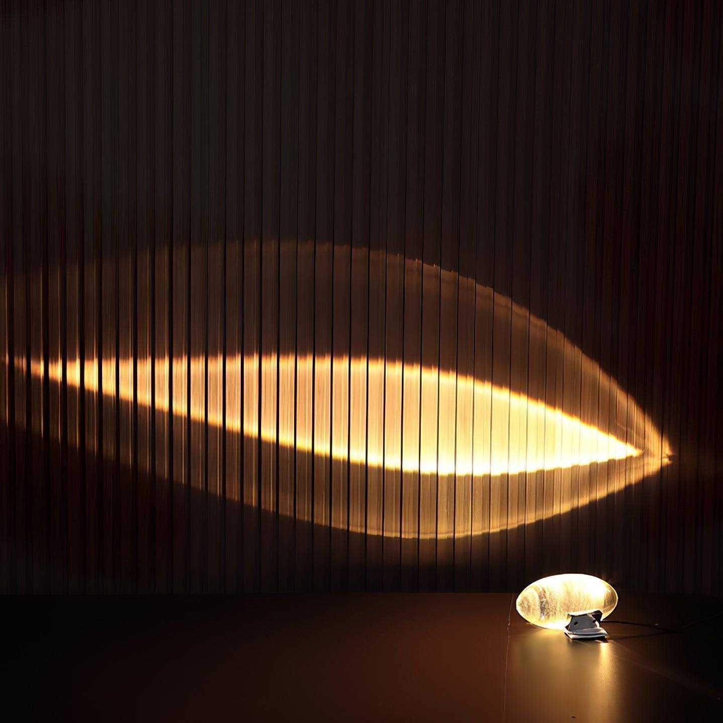 Vaelenoe | Skulpturel Oval Krystal Sten Bordlampe