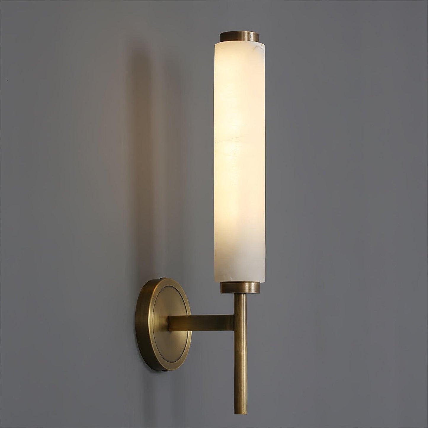Kelsorim | Geometrisk minimalistisk alabaster cylinder væglampe