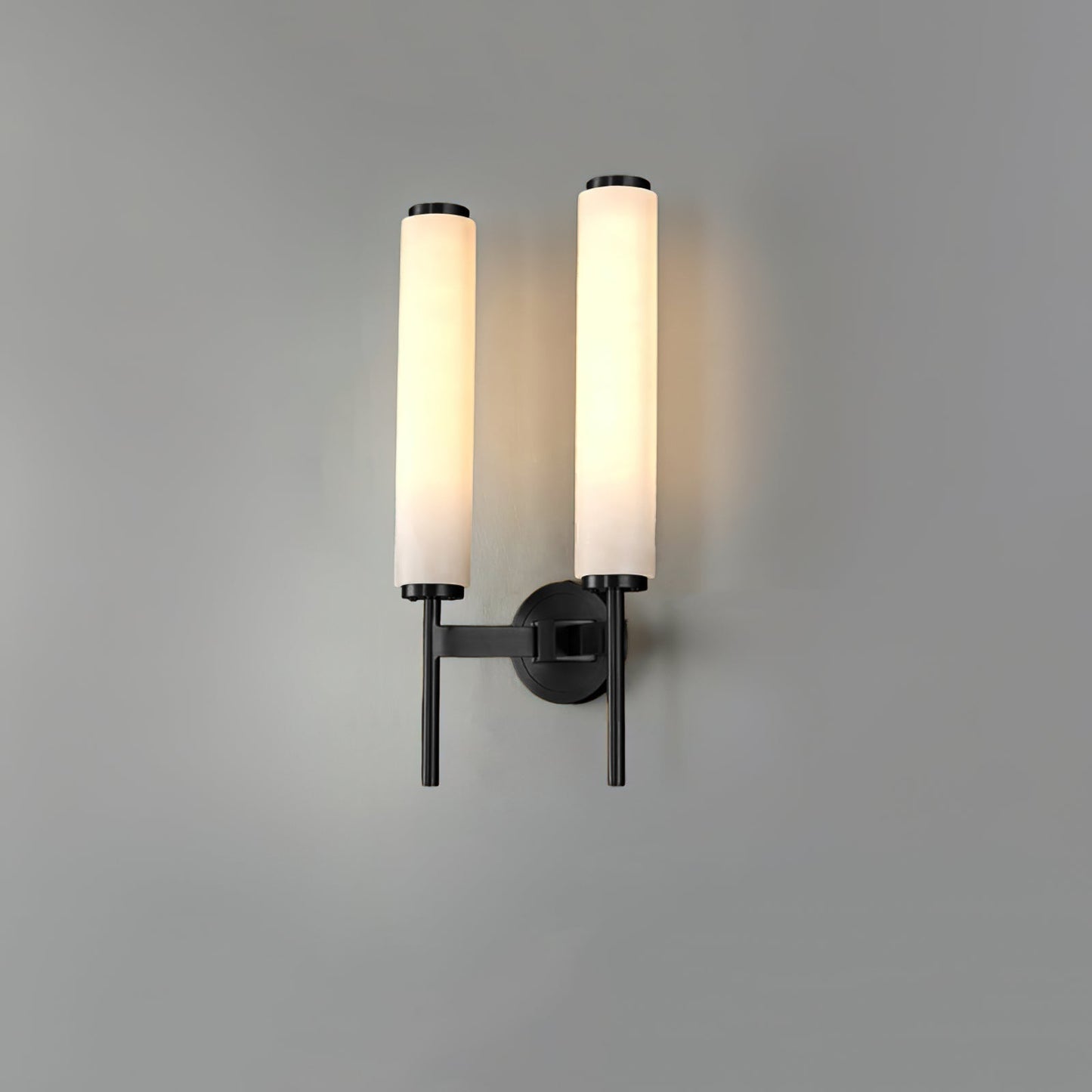 Kelsorim | Geometrisk minimalistisk alabaster cylinder væglampe