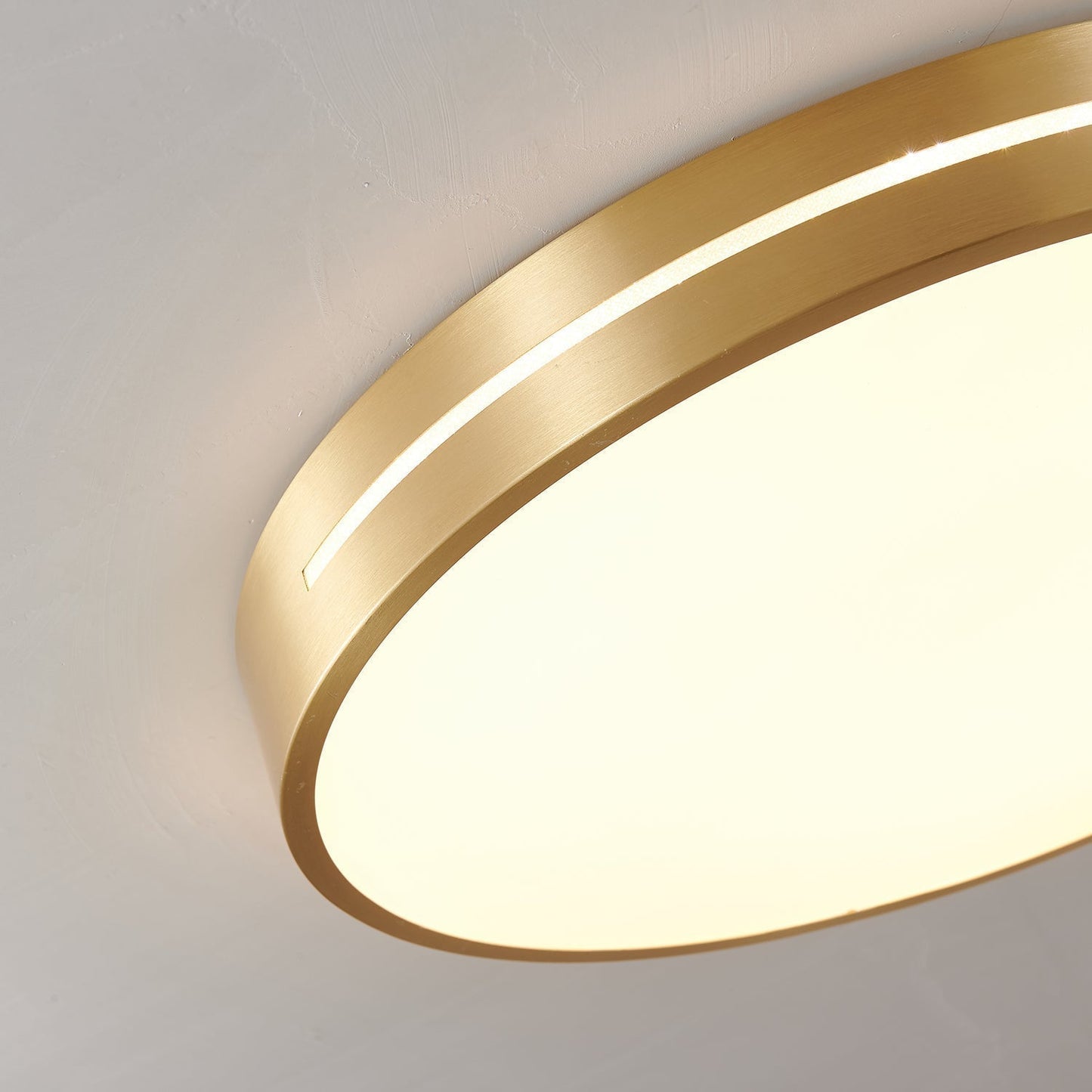 Isalun | Minimalistisk messing geometrisk indbygget loftslampe