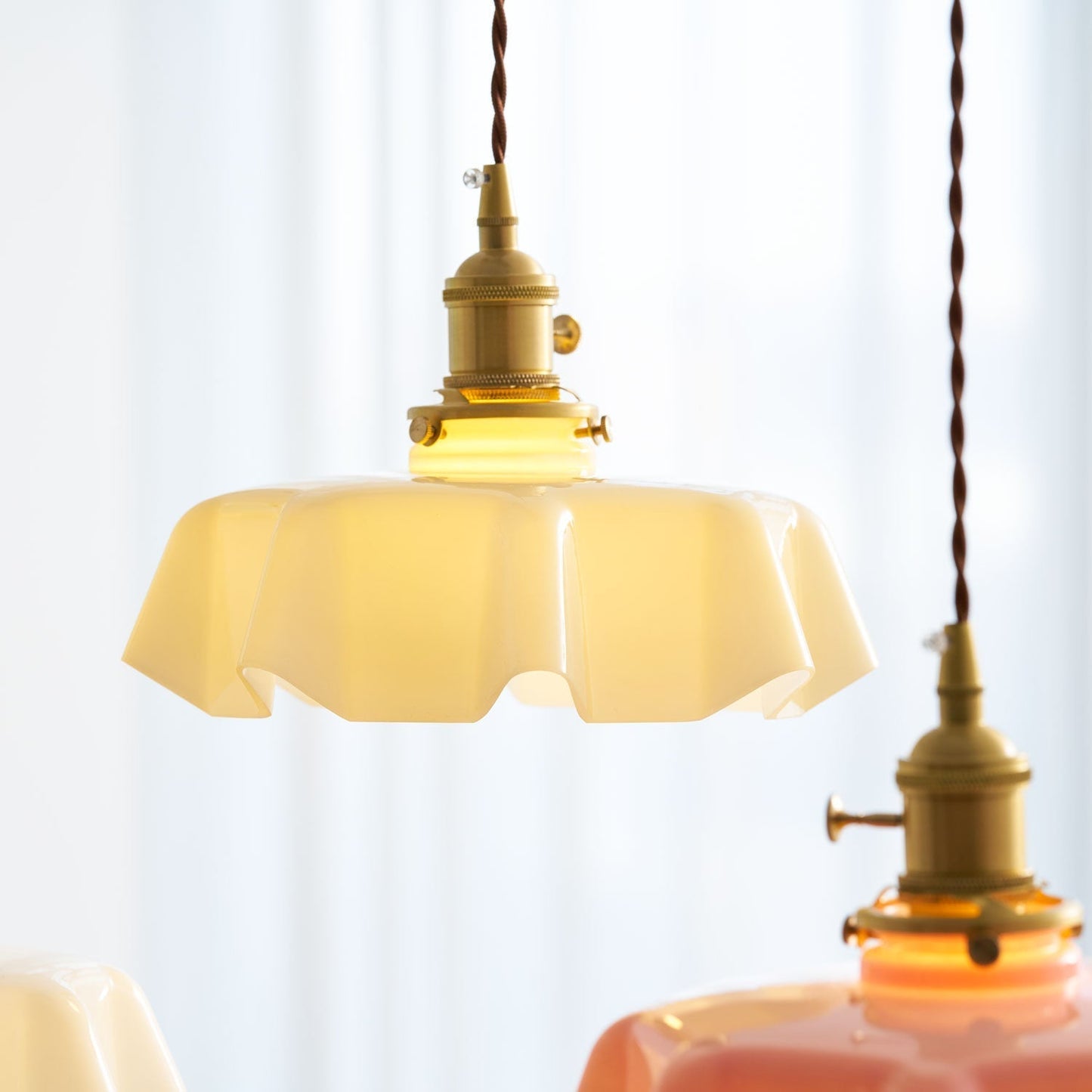 Kelvarna | Vintage plisseret glas fløjl pendellampe