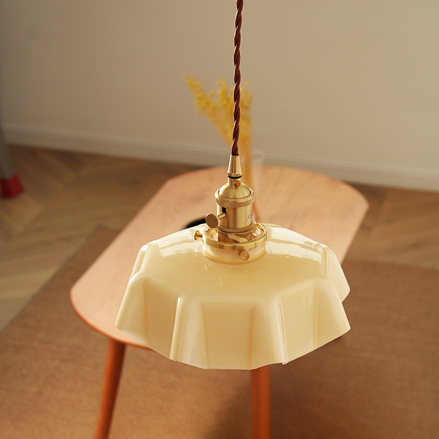 Kelvarna | Vintage plisseret glas fløjl pendellampe