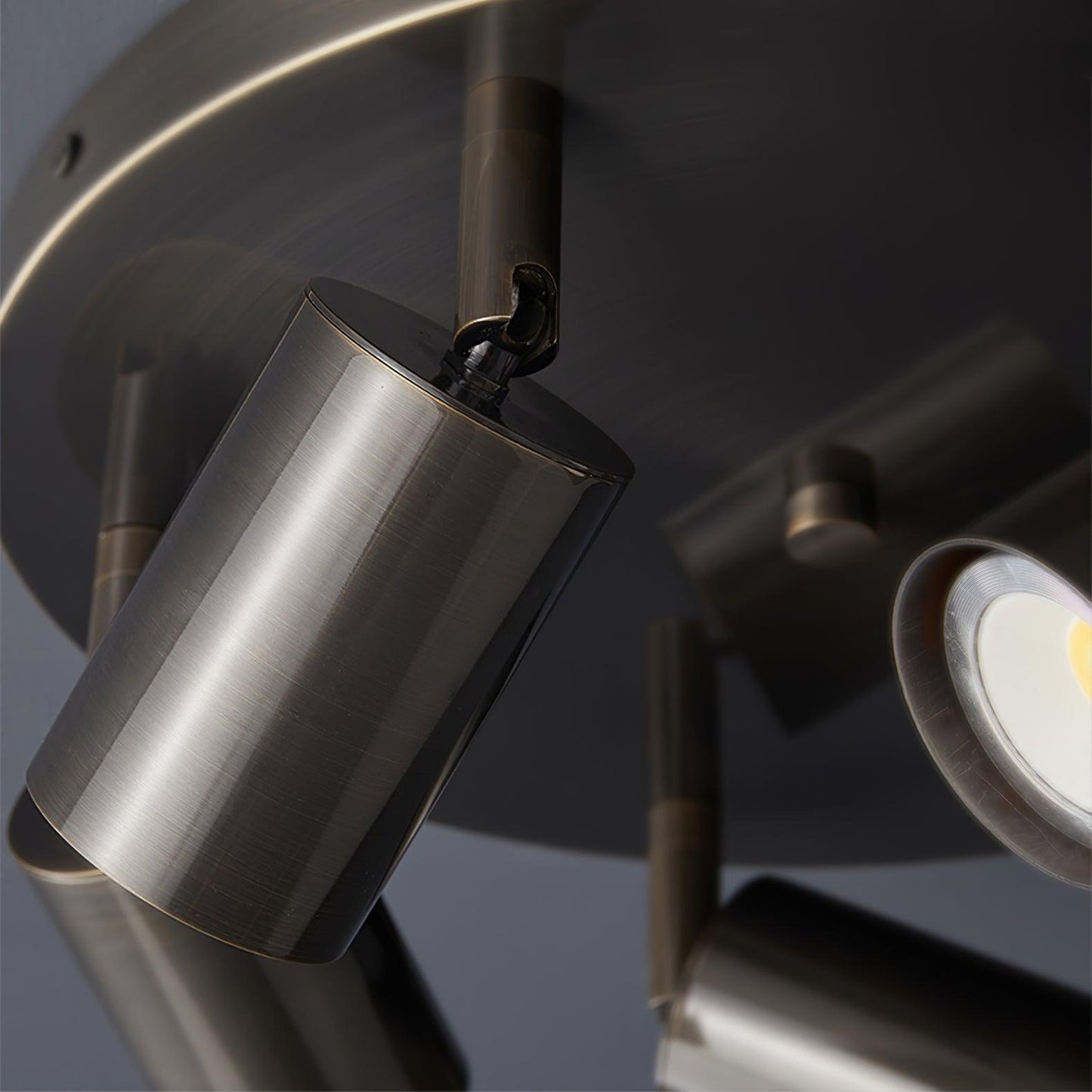 Kelspron | Tøndeformet silhuet rustik geometri multi-spotloftslampe