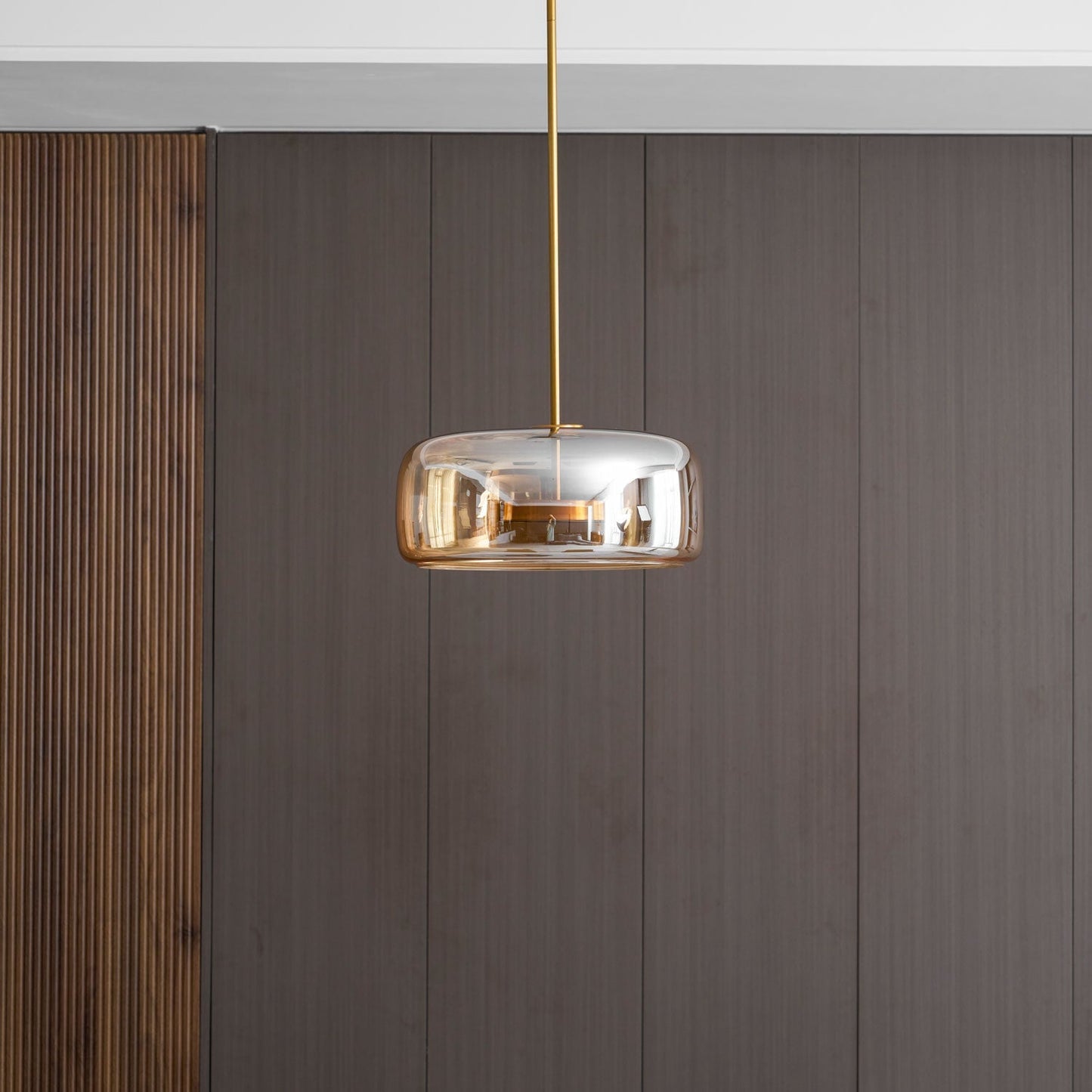 Orionth | Geometrisk Skulpturel Håndblæst Glas Kugle Pendellampe