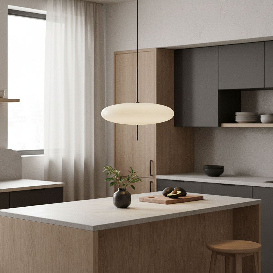 Belthorim | Opaliseret disk silhuet minimalistisk pendellampe