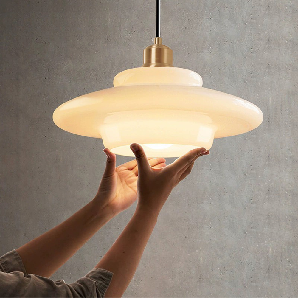 Vellum | Nordisk lagdelt opak glas drop pendellampe