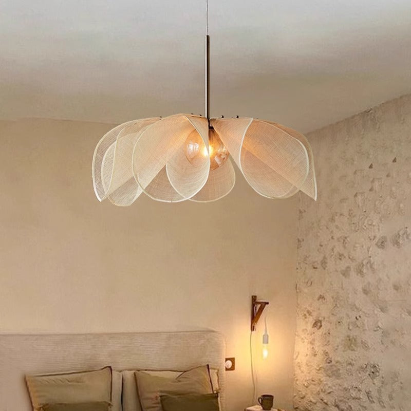 Petalia | Wabi Sabi blomsterstof pendellampe