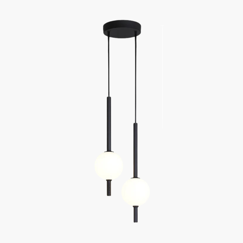Quintara | Minimalistisk lodret rør globe-formet pendel