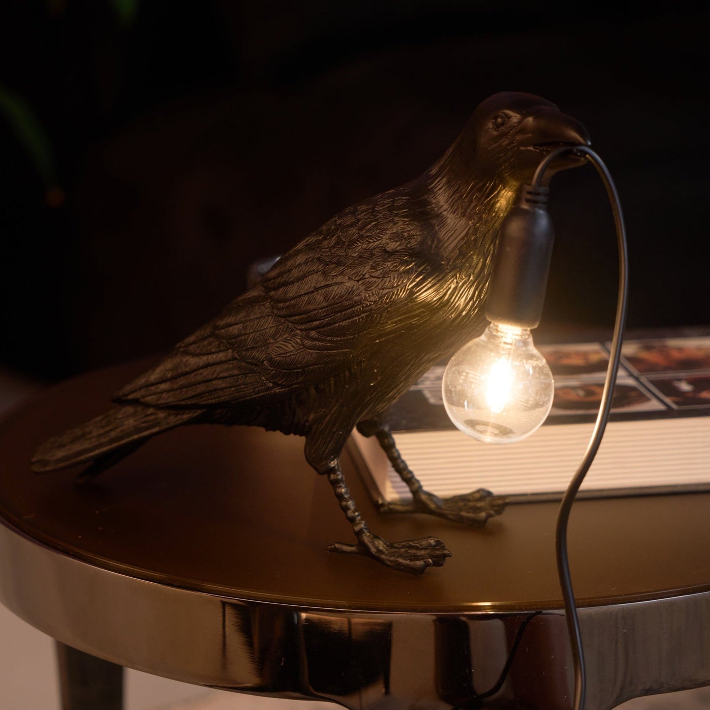 Bristhow | Gotisk Skulpturel Fuglekrage Bordlampe