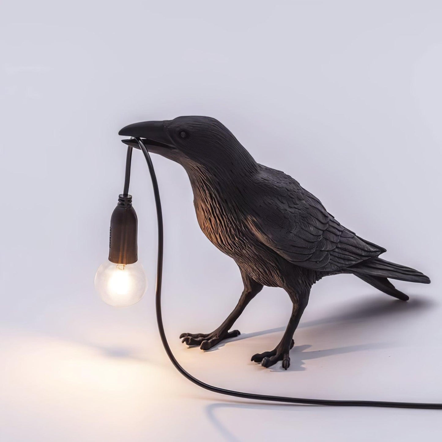Bristhow | Gotisk Skulpturel Fuglekrage Bordlampe