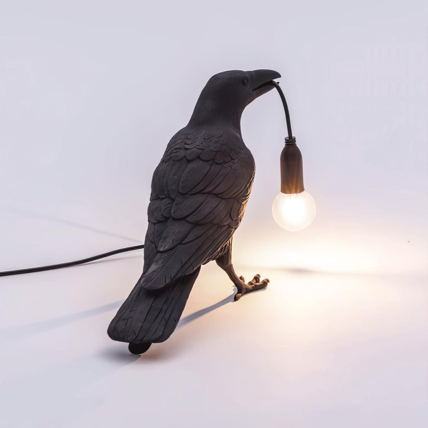 Bristhow | Gotisk Skulpturel Fuglekrage Bordlampe