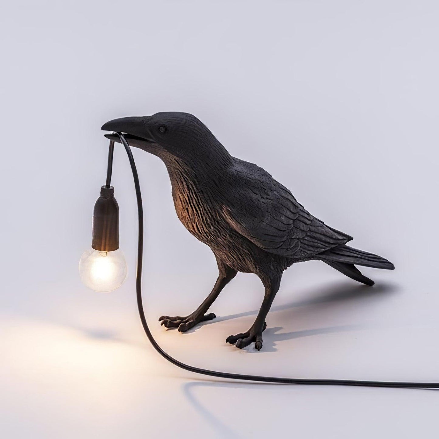 Bristhow | Gotisk Skulpturel Fuglekrage Bordlampe
