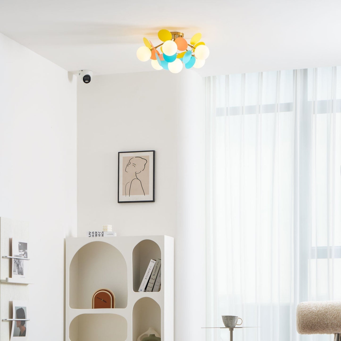 Kalythos | Skulpturel geometrisk disk klynge semi-flush monteret loftslampe