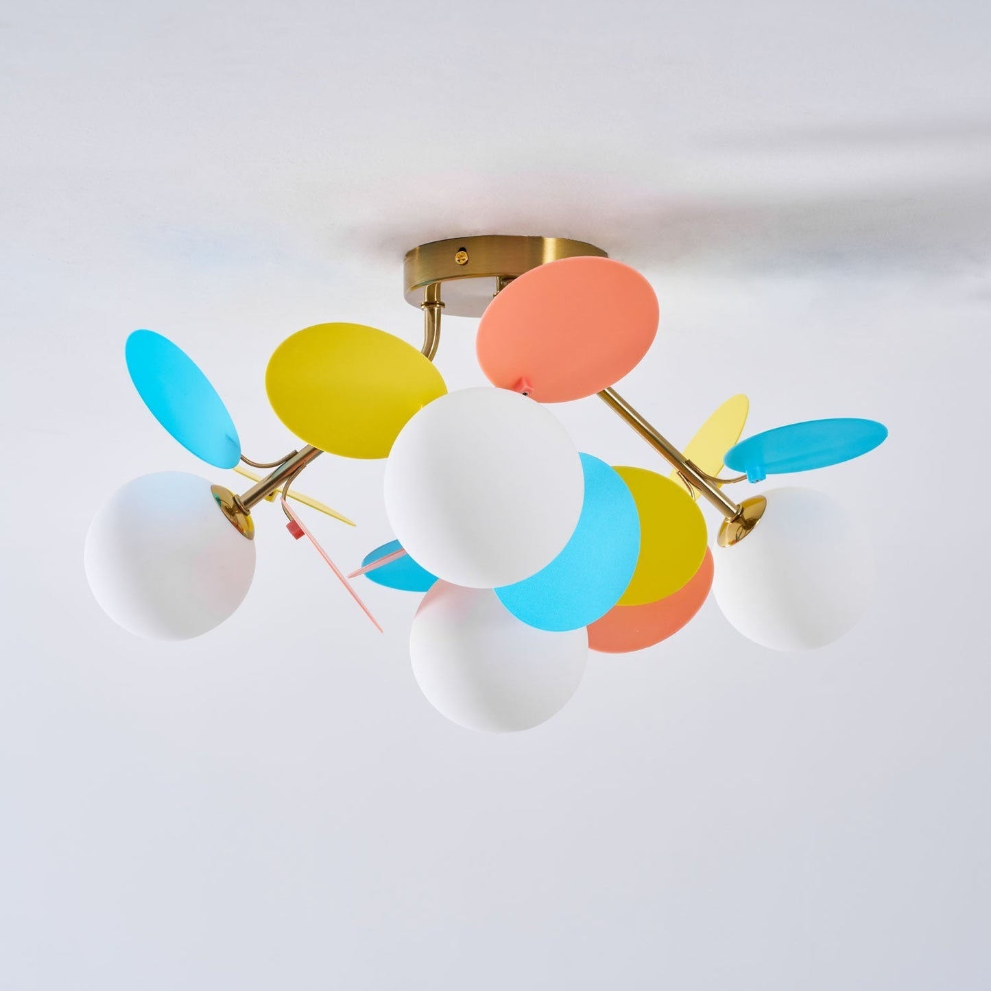 Kalythos | Skulpturel geometrisk disk klynge semi-flush monteret loftslampe