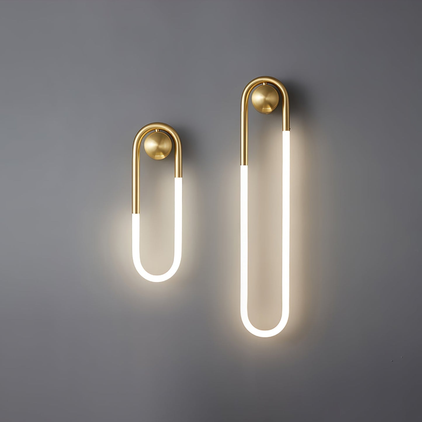 Løkkede messingramme minimalistisk arkitektonisk væglampe