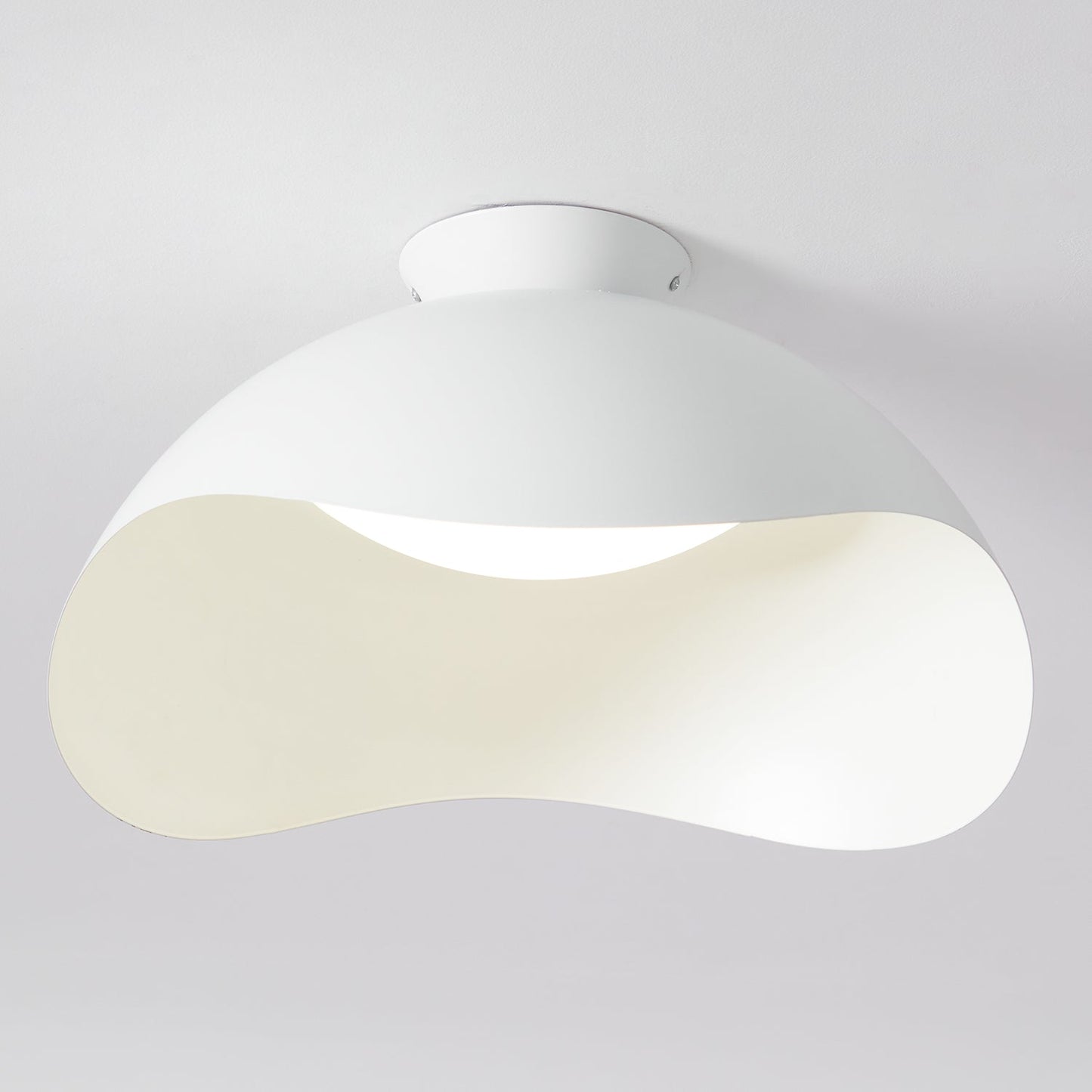 Lyraen | Nordisk bølgesilhuet integreret LED loftslampe