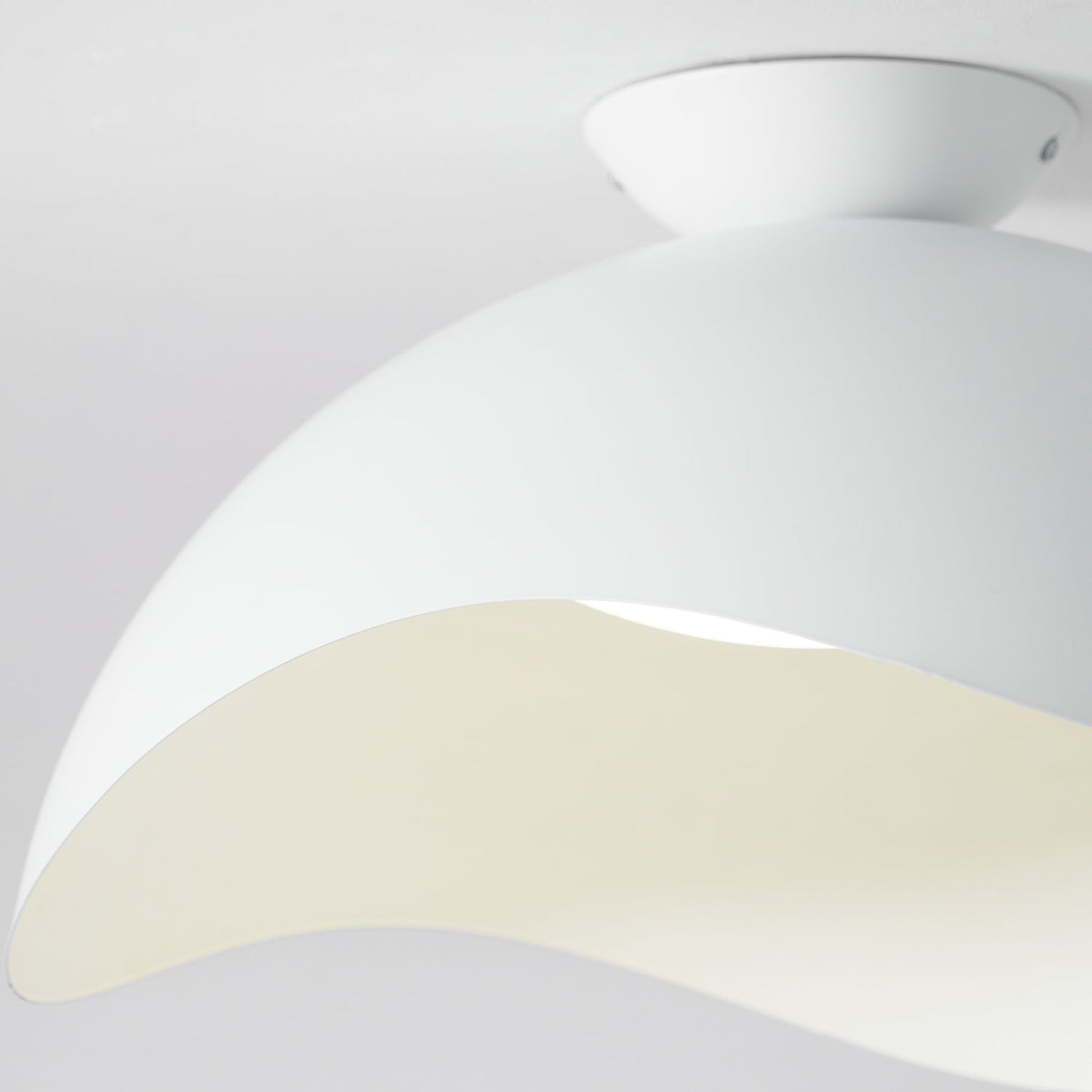 Lyraen | Nordisk bølgesilhuet integreret LED loftslampe
