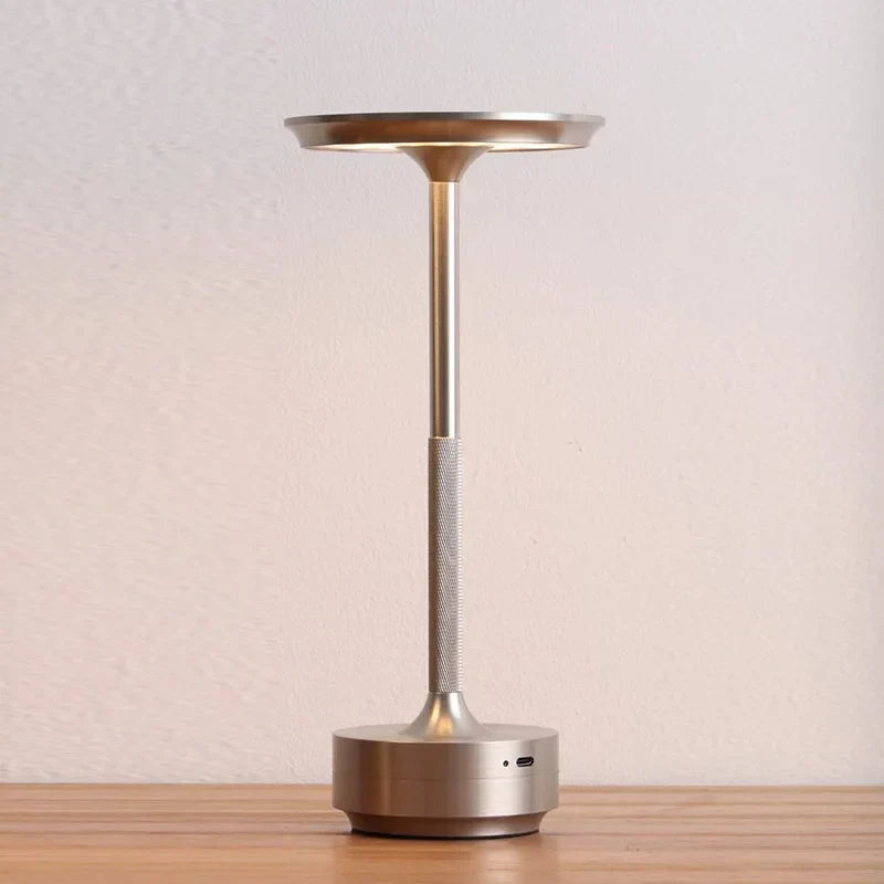 Minimalistisk Aluminium Trådløs Touch Dæmpbar Genopladelig Bordlampe