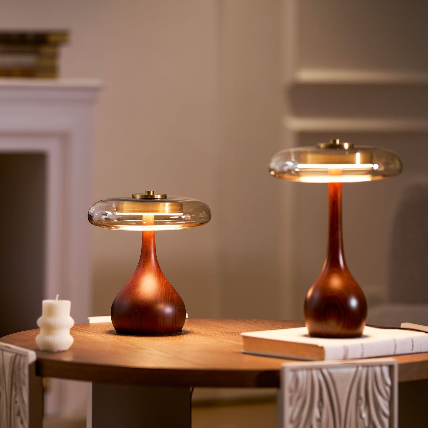 Vancorim | Japandi buet træ amber glas bordlampe