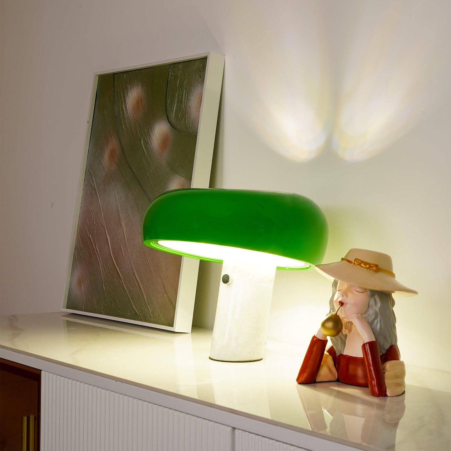 Kendrivol | Kuppelformet silhuet italiensk marmor accent bordlampe