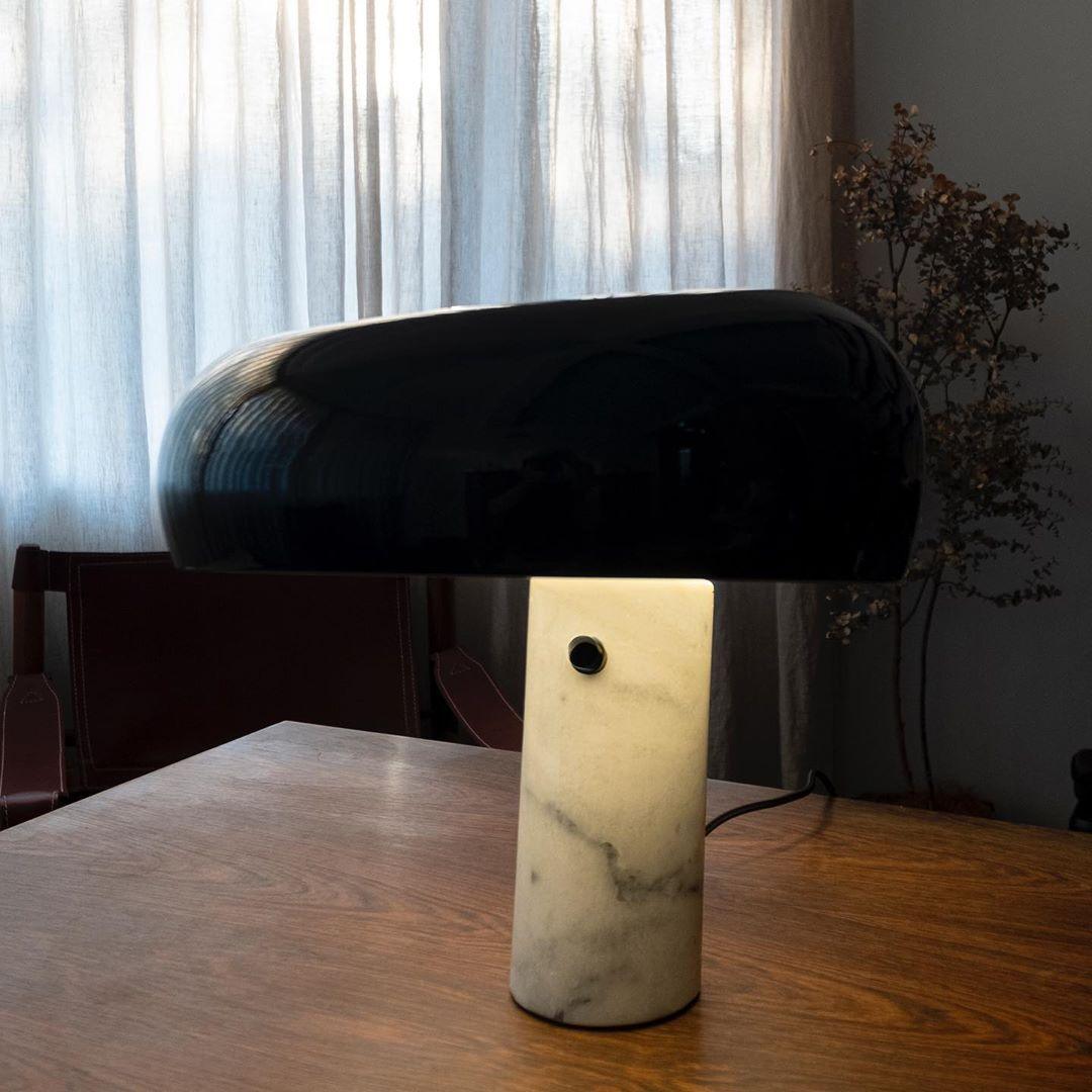 Kendrivol | Kuppelformet silhuet italiensk marmor accent bordlampe