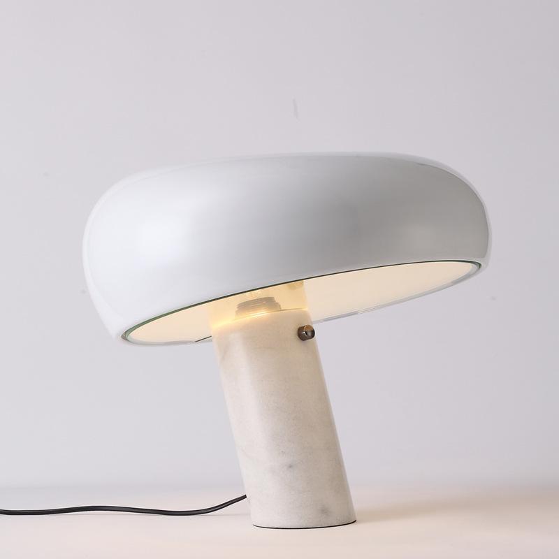 Kendrivol | Kuppelformet silhuet italiensk marmor accent bordlampe