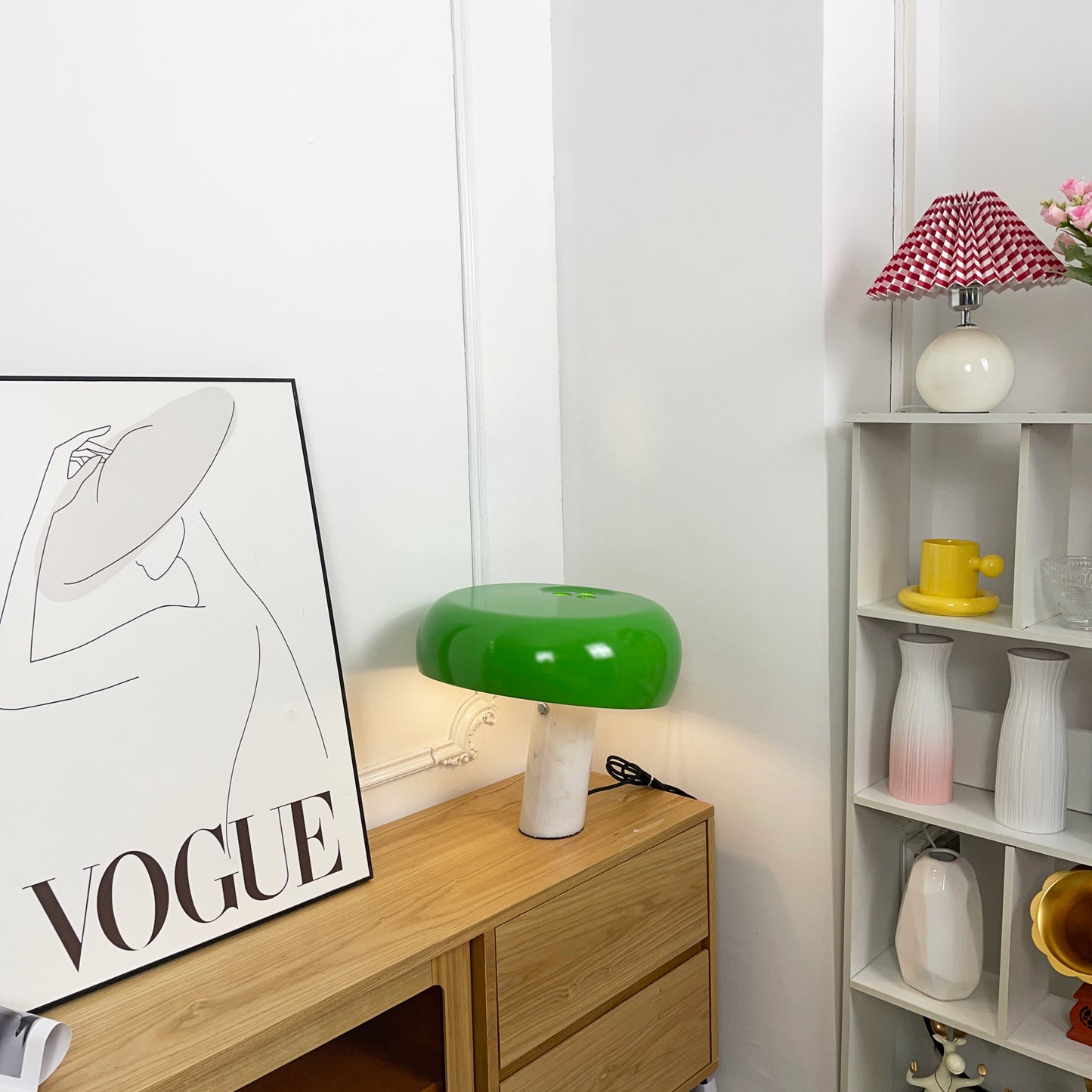 Kendrivol | Kuppelformet silhuet italiensk marmor accent bordlampe