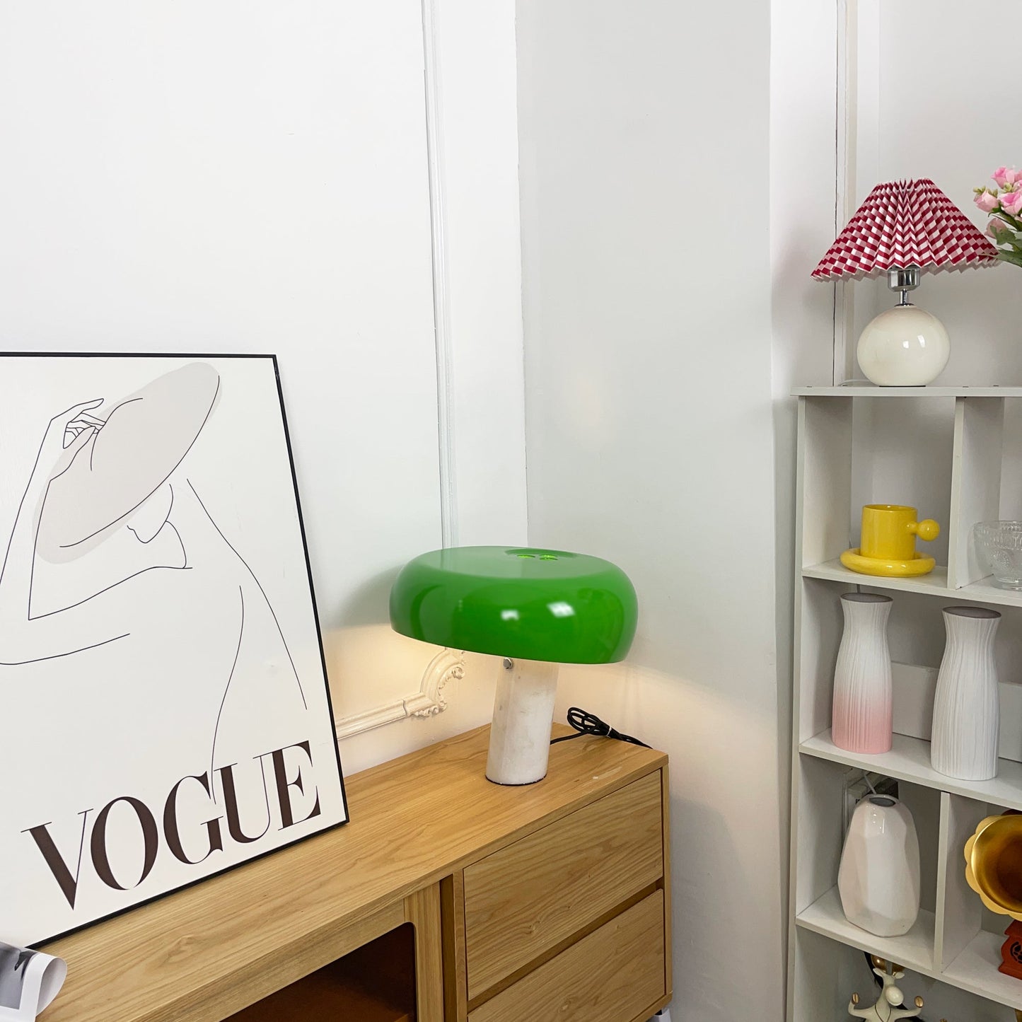 Kendrivol | Kuppelformet silhuet italiensk marmor accent bordlampe