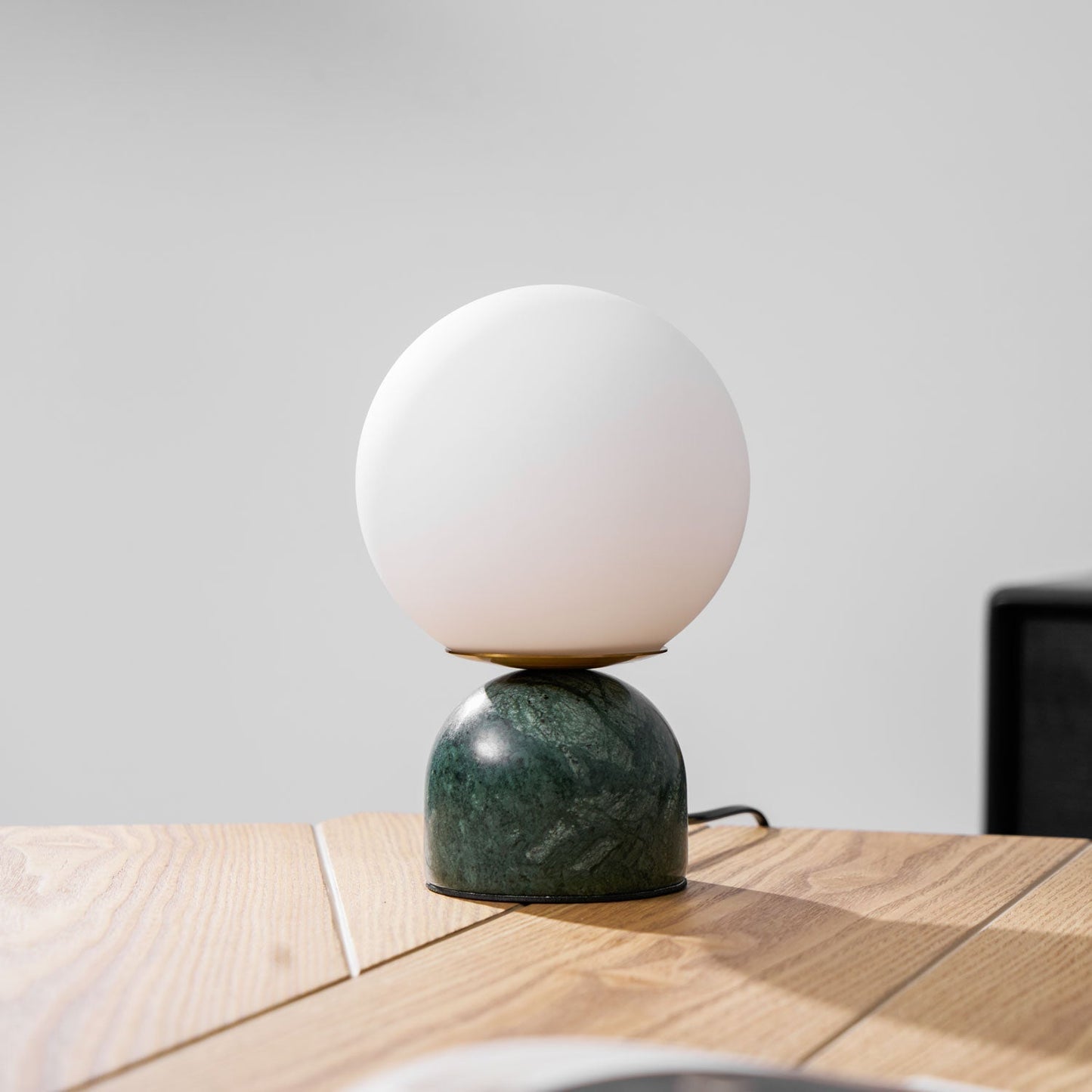 Kendroct | Minimalistisk lysende kugle accent bordlampe