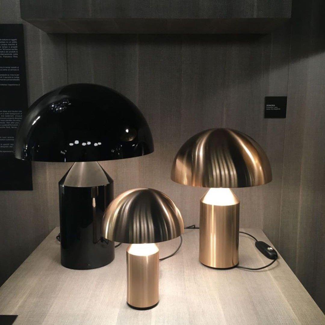 Zonthara | Avantgarde geometrisk skulpturel silhuet metal bordlampe
