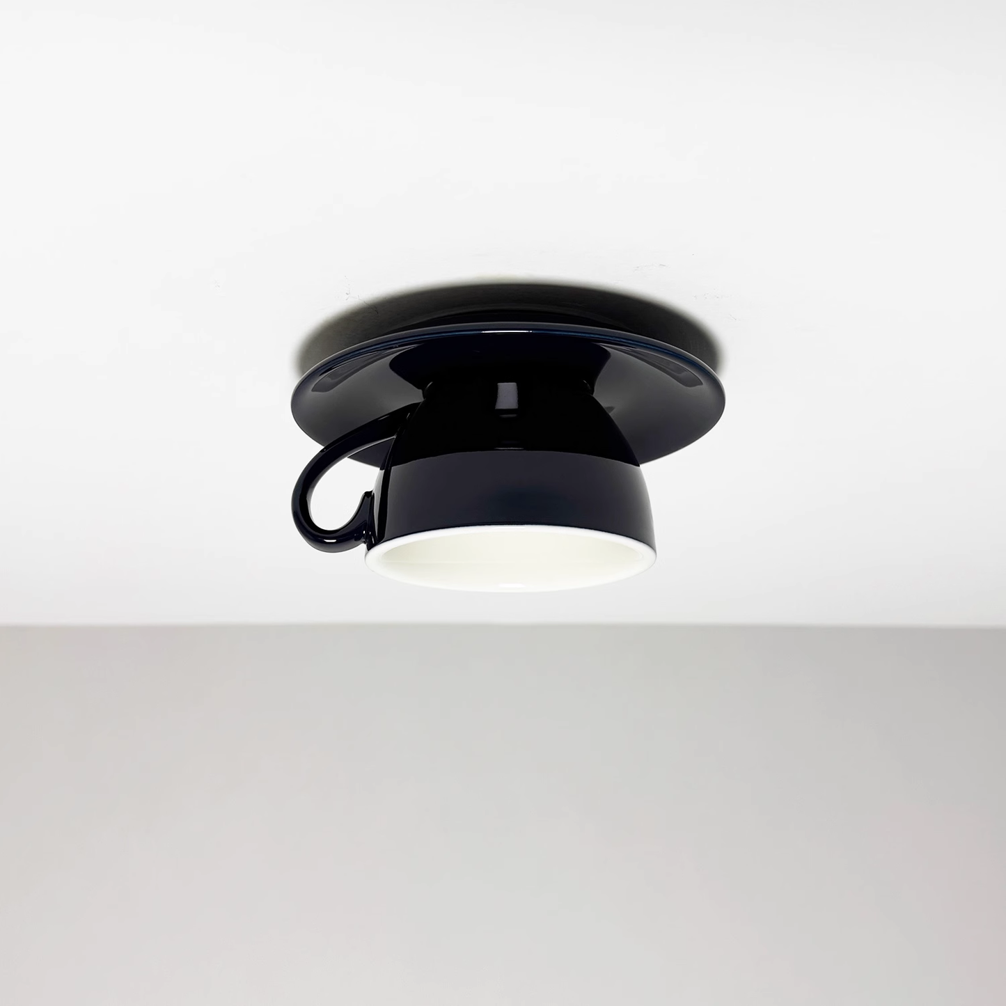 Valentina | Moderne keramisk kaffekop indbygget loftslampe
