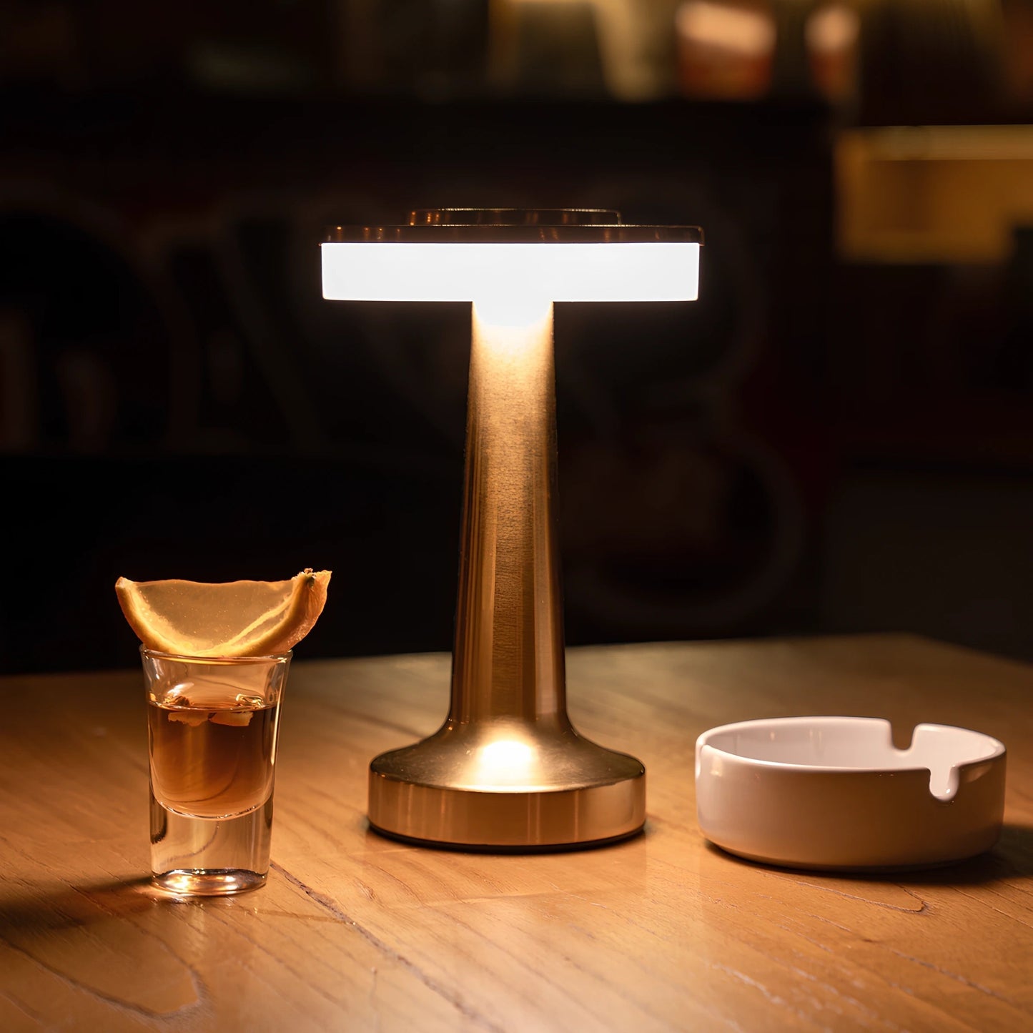 Elegant Bærbar Metal Dæmpbar Genopladelig Trådløs Bordlampe