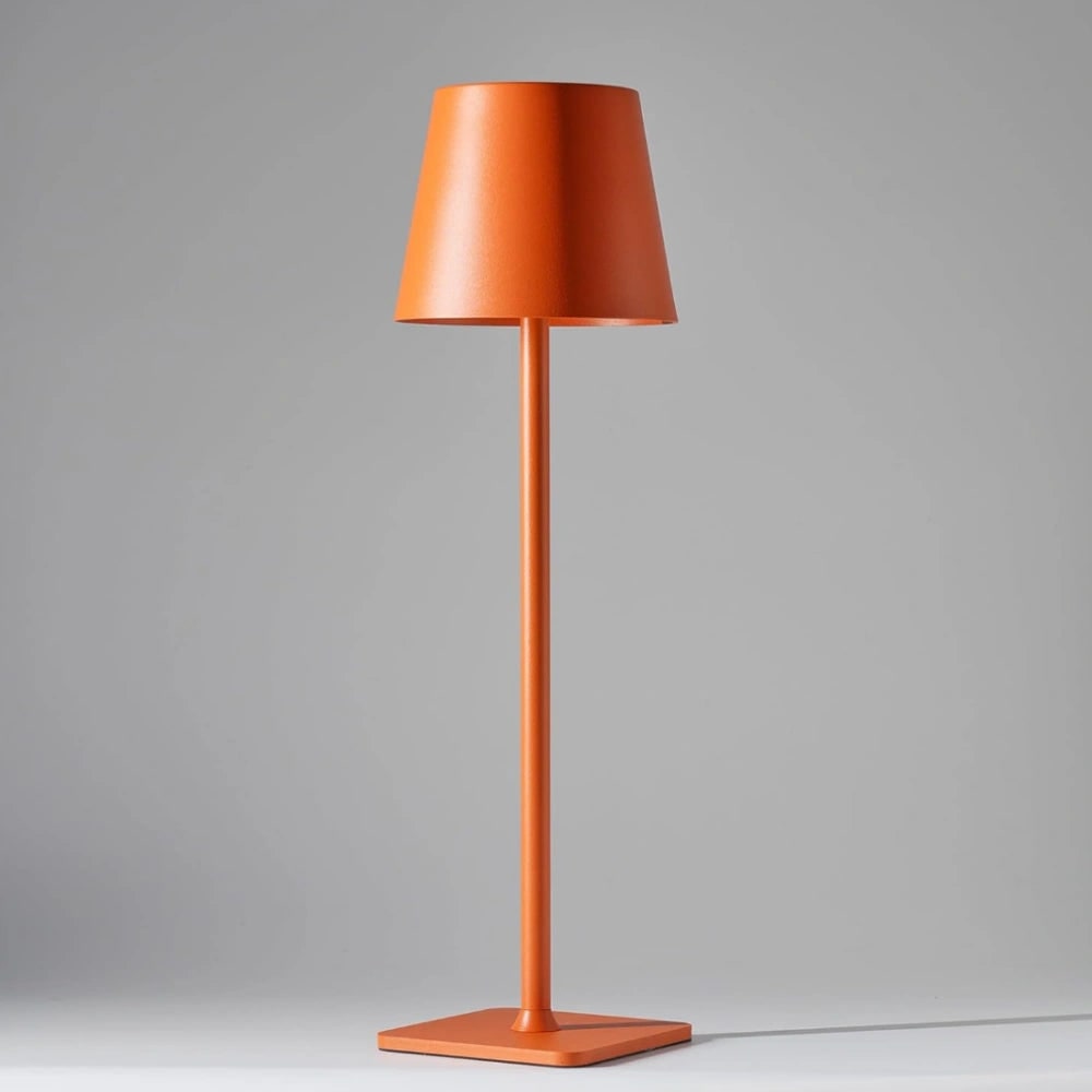Slank Moderne Metal Vandtæt Trådløs Genopladelig Touch Dæmpbar Bordlampe