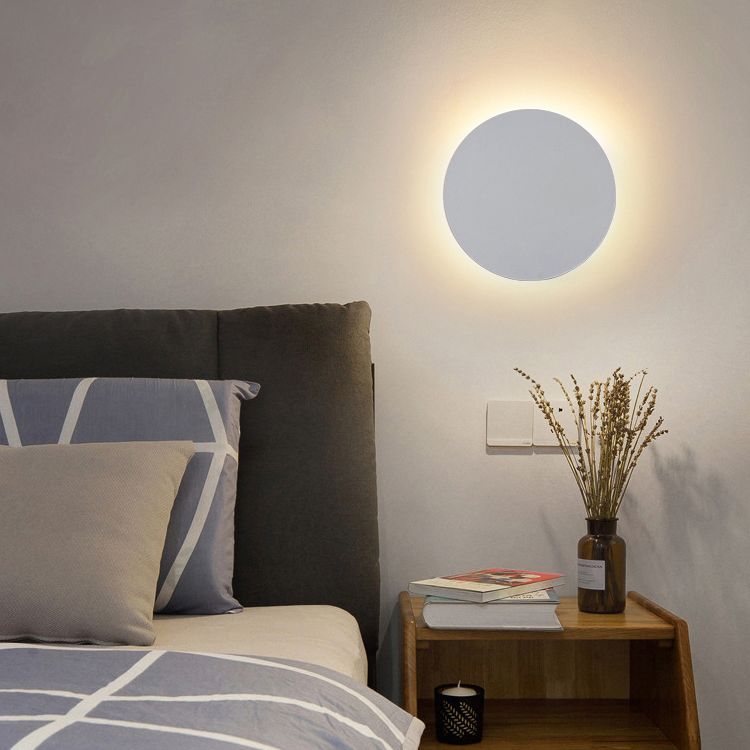 Valnor | Minimalistisk cirkulær silhuet metal halo væglampe