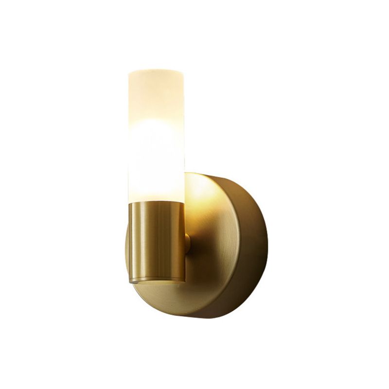 Aerisvold | Moderne cylindrisk akryl- og metalvæglampe