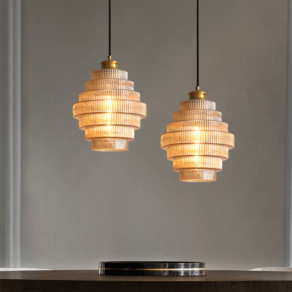 Auris | Antik lagdelt ribbet glaspendellampe