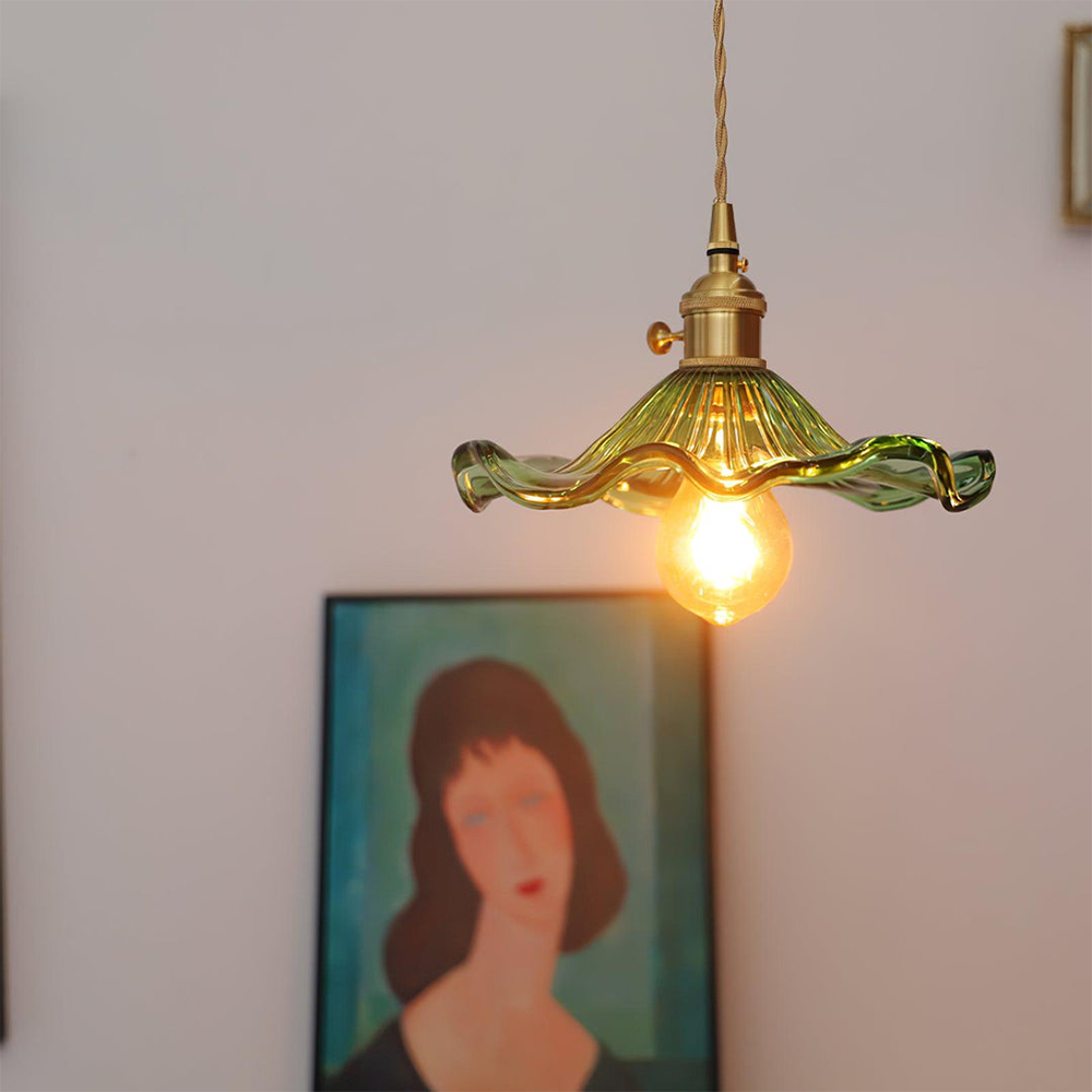 Floria | Elegant Hibiscus Flower Shaped Fluted Glass Pendant Light