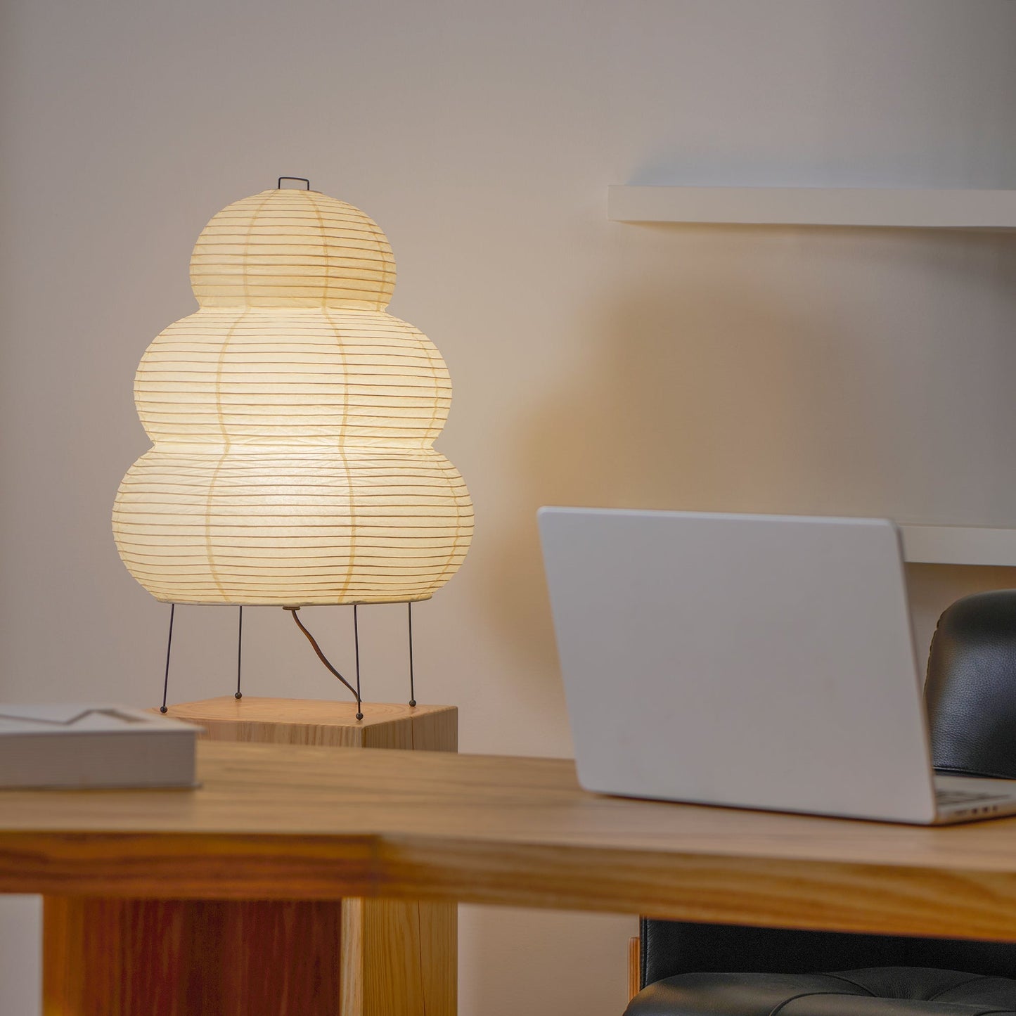 Kryntaleo | Japansk Ribbede Bambus Silhuet Oriental Accent Bordlampe